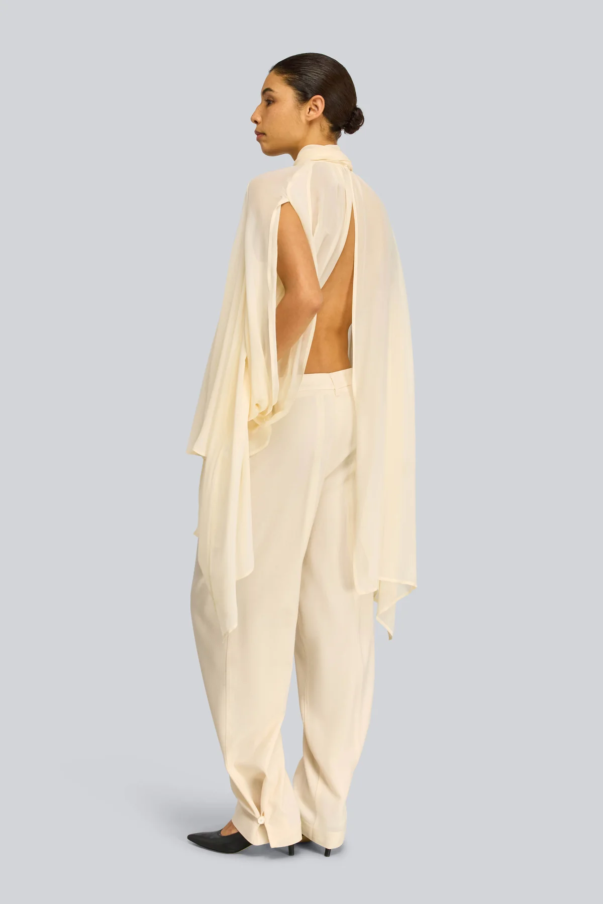 Blusa Renie Semicouture Georgette Burro | FYSIS STORE Blusa Renie Semicouture Georgette Burro